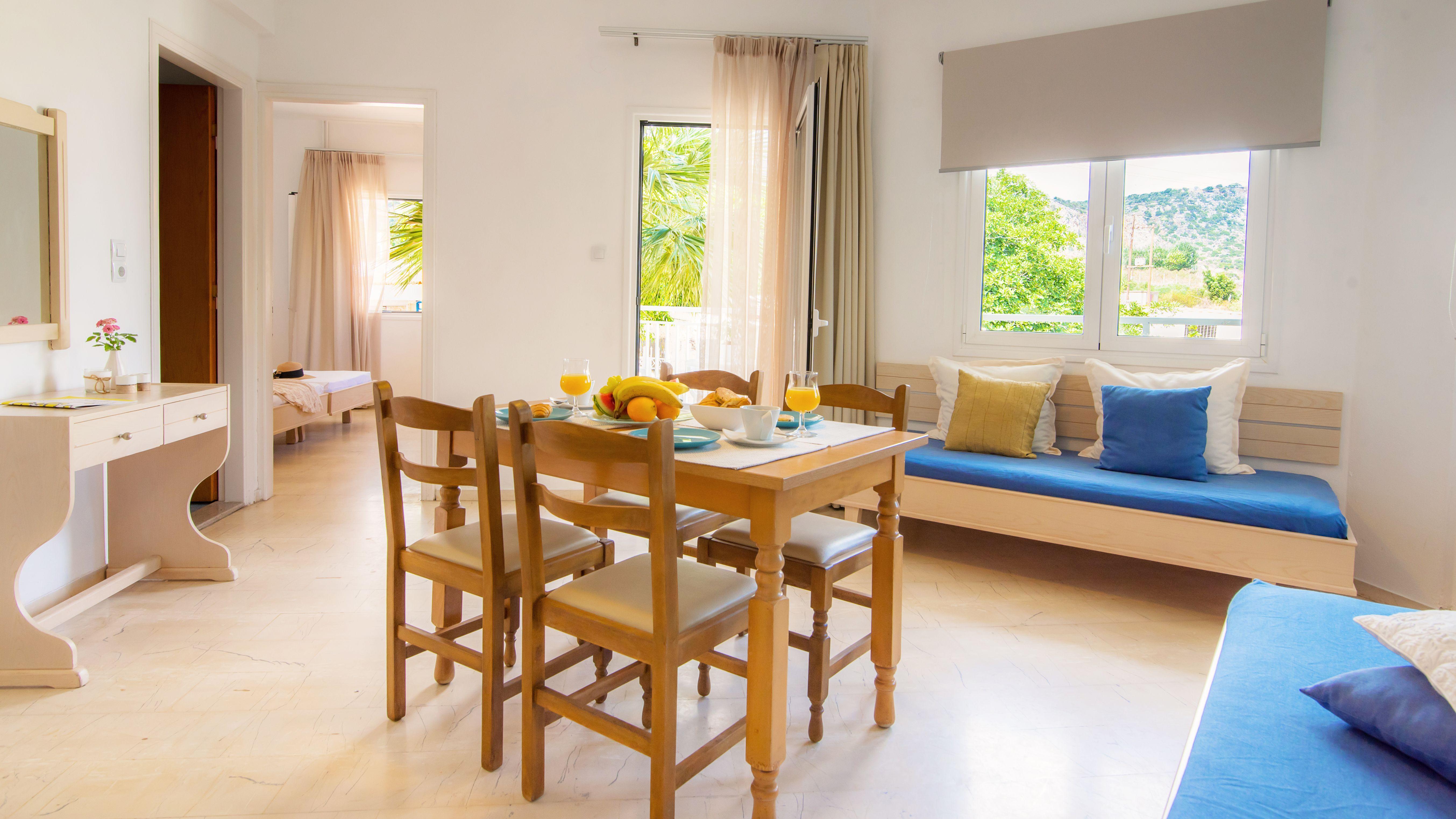 Melissa Apartments, Studios & Suites Малиа Екстериор снимка