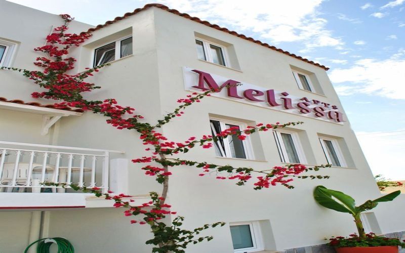 Melissa Apartments, Studios & Suites Малиа Екстериор снимка