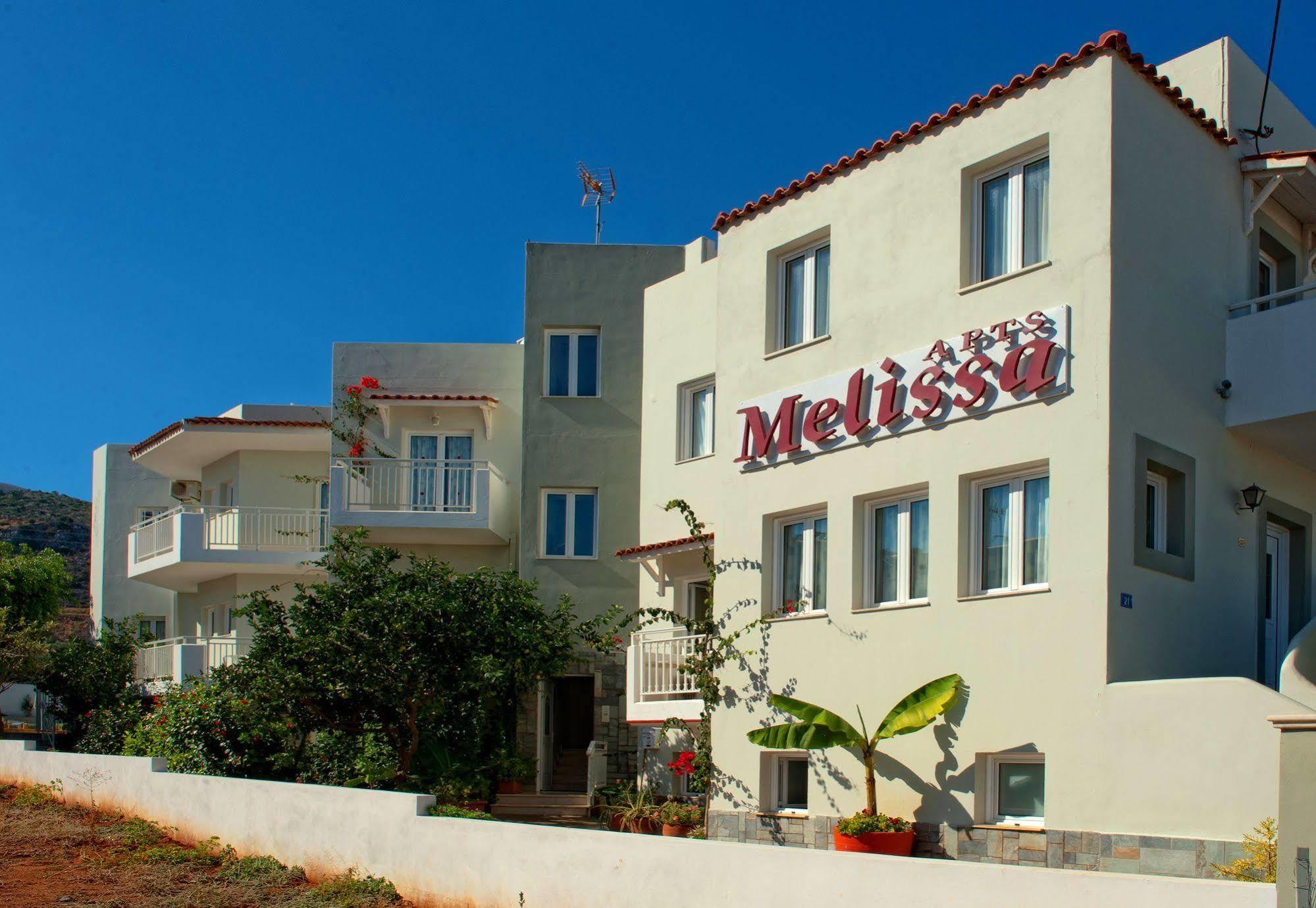 Melissa Apartments, Studios & Suites Малиа Екстериор снимка